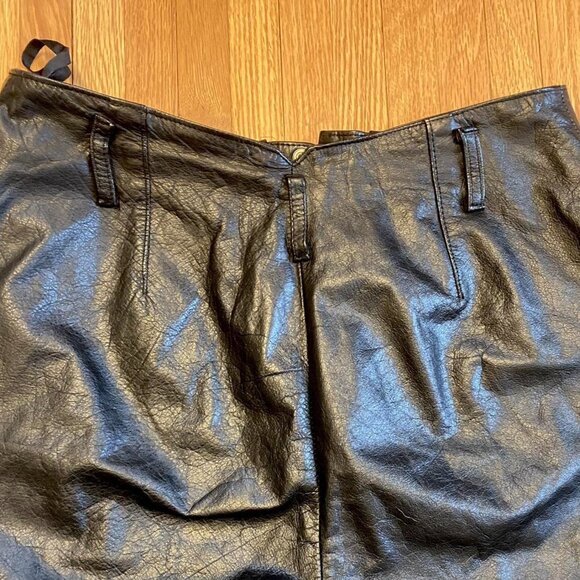 VINTAGE DIANA MARCO || LEATHER PEG PANTS - Picture 3 of 5